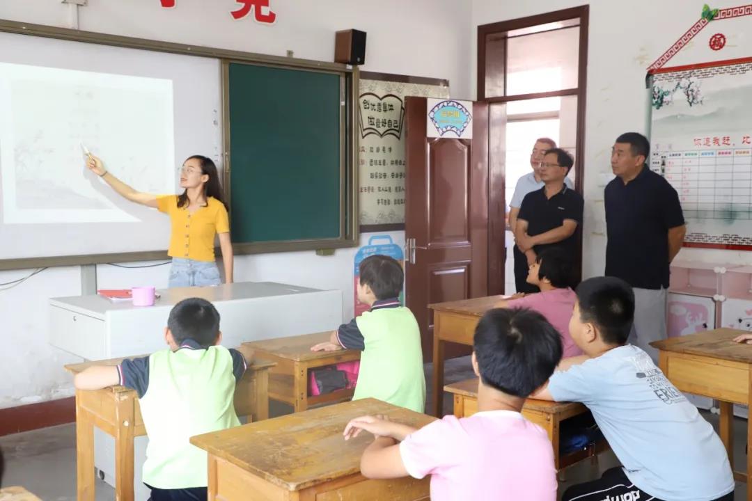 感恩有你 致敬老師—長(zhǎng)田實(shí)業(yè)慰問(wèn)特教老師 感恩有你 致敬老師—長(zhǎng)田實(shí)業(yè)慰問(wèn)特教老師